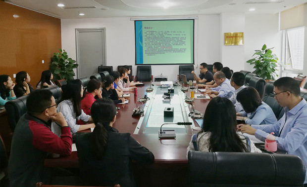 開展審計業(yè)務培訓，提高經(jīng)營管理水平